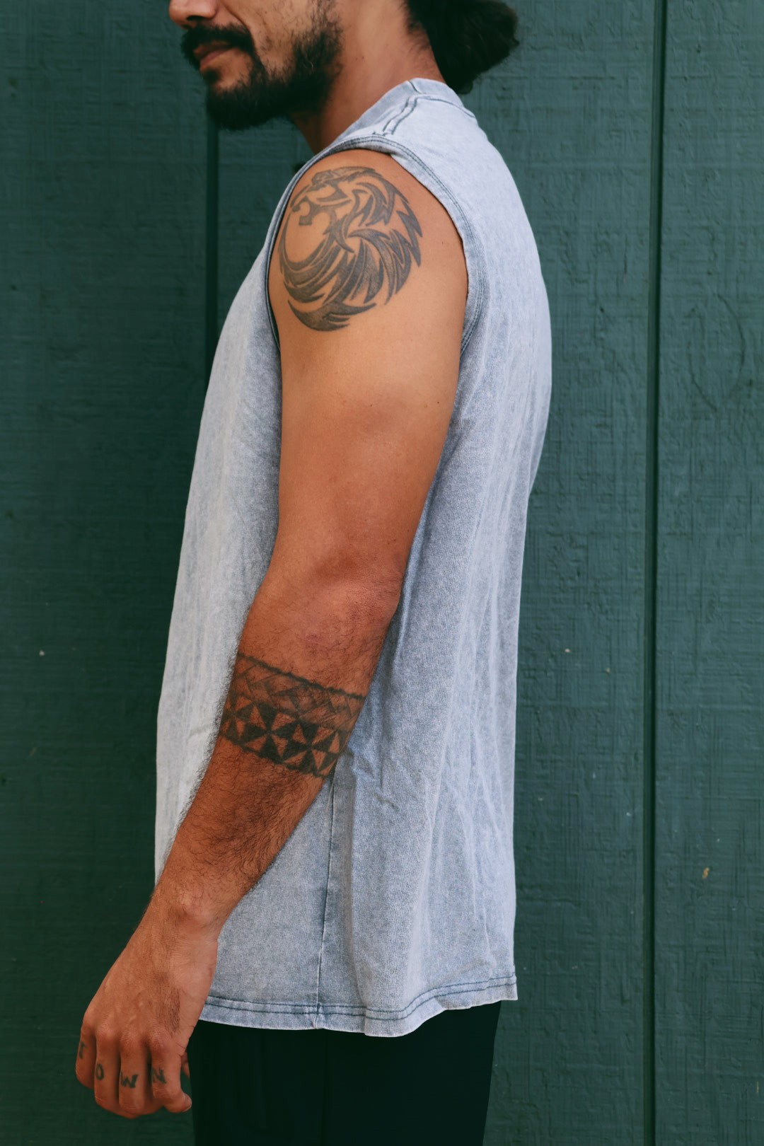 Washed No Sleeve Tee